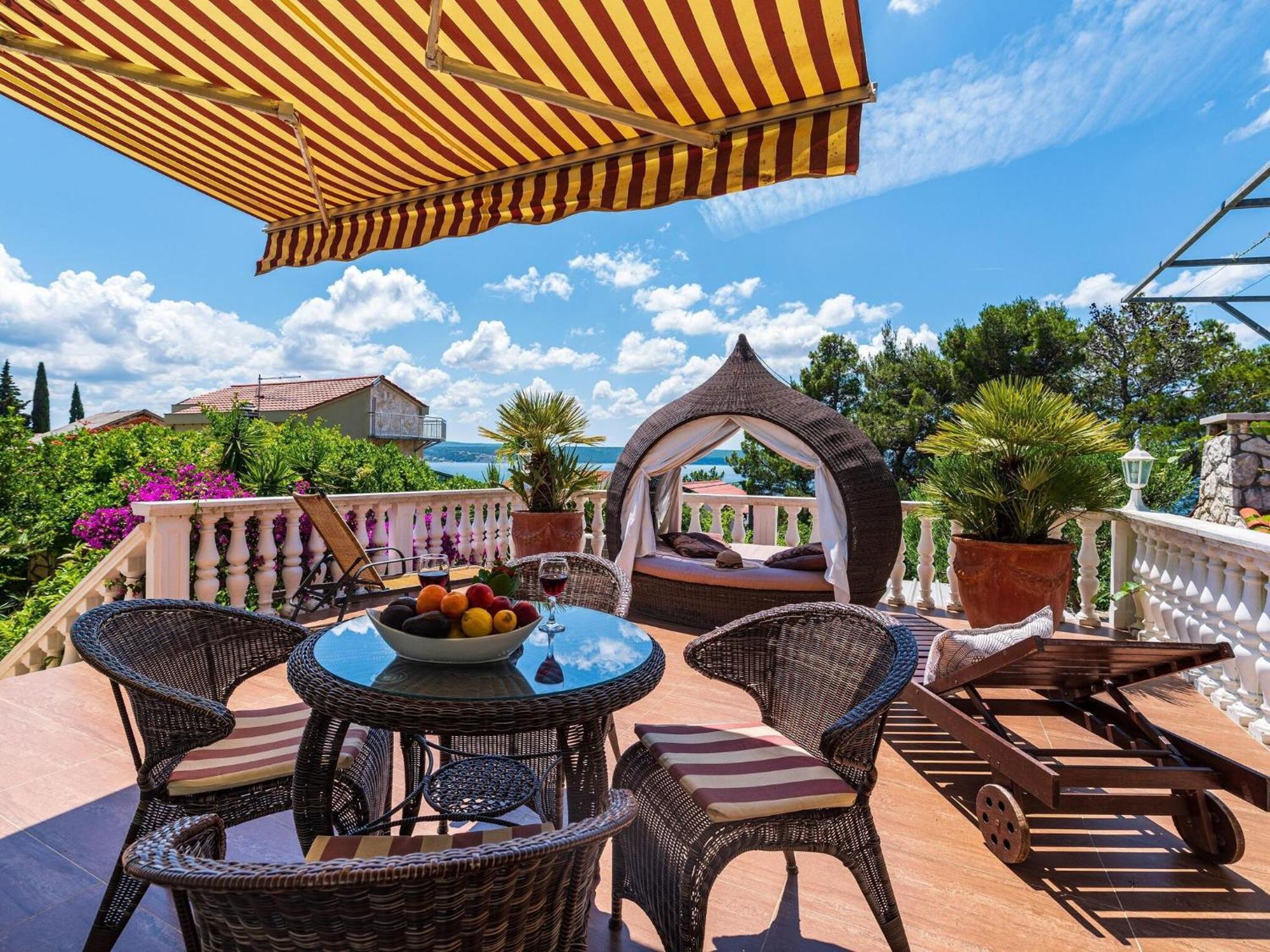 Beautiful Holiday Home With Private Pool, Nice Garden With Relax Area, Taverne Maslenica Exteriér fotografie