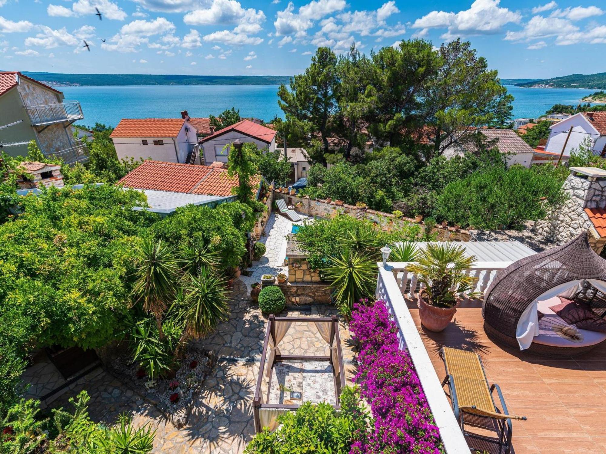 Beautiful Holiday Home With Private Pool, Nice Garden With Relax Area, Taverne Maslenica Exteriér fotografie
